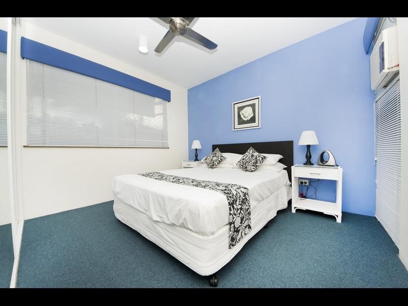 11/1-19 Poinciana Street, Holloways Beach QLD 4878