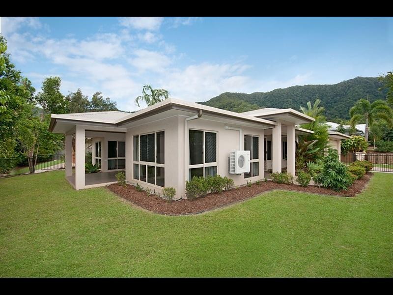 1 Wheatley Avenue, Bentley Park QLD 4869