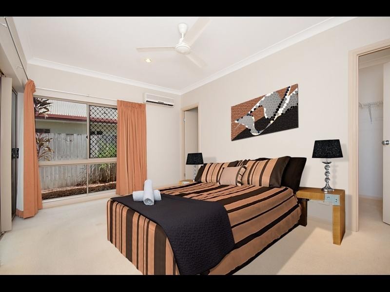 1 Wheatley Avenue, Bentley Park QLD 4869