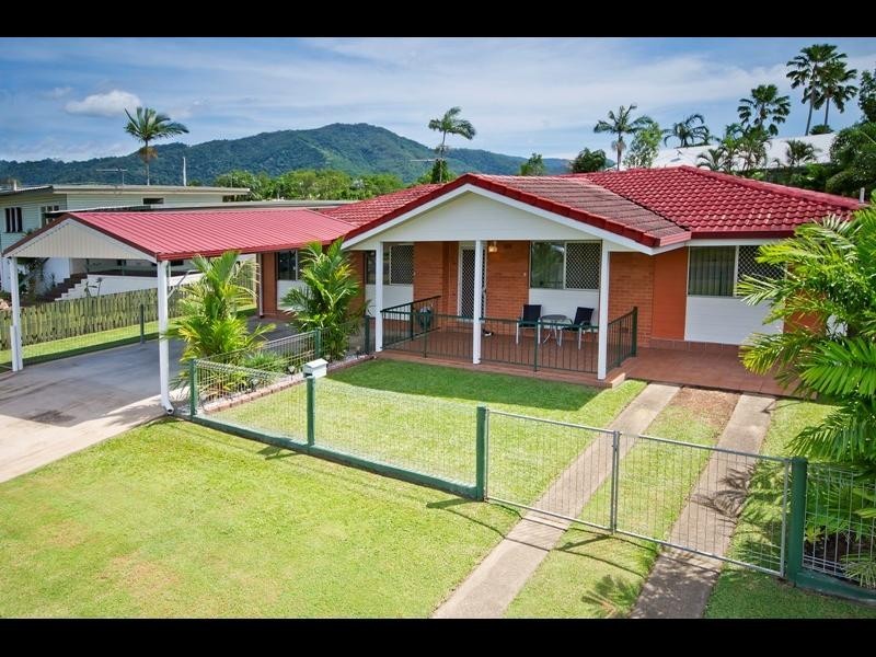 224 Mann Street, Westcourt QLD 4870