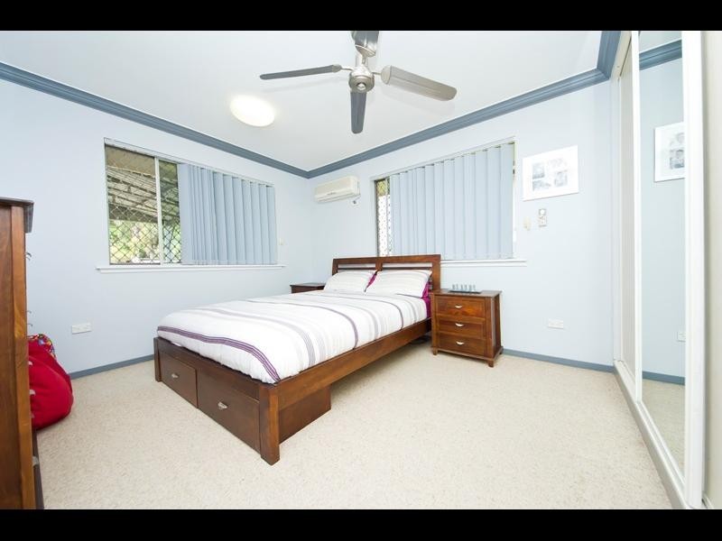 224 Mann Street, Westcourt QLD 4870