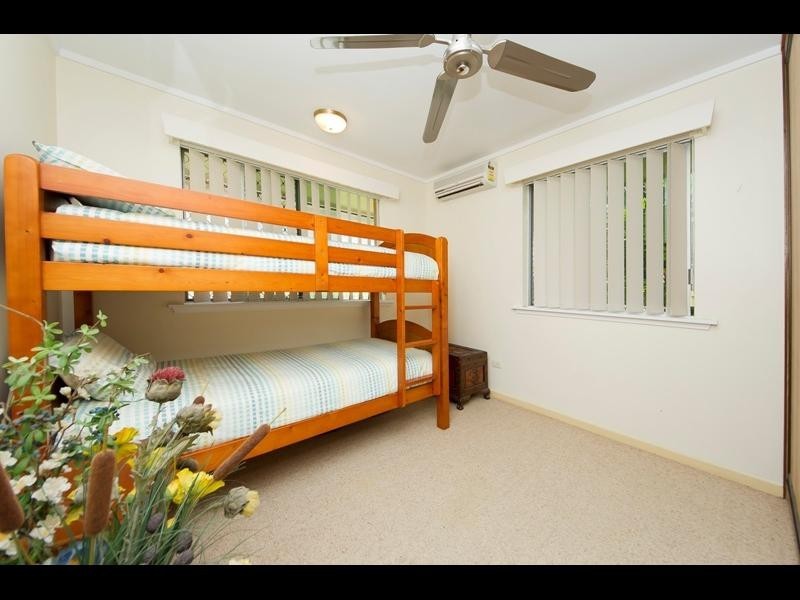 224 Mann Street, Westcourt QLD 4870