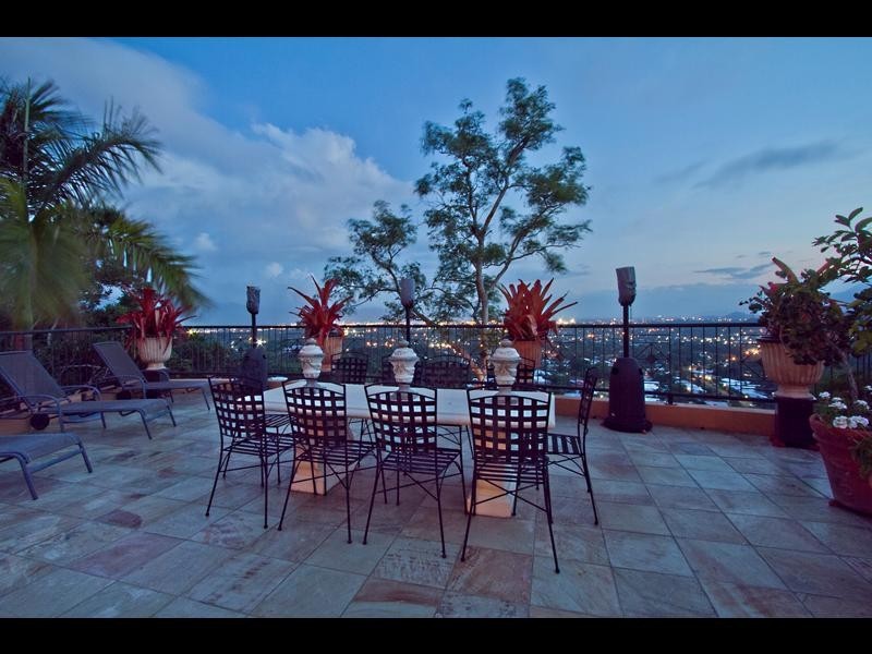 13 Knott Court – Whitfield, Cairns QLD 4870