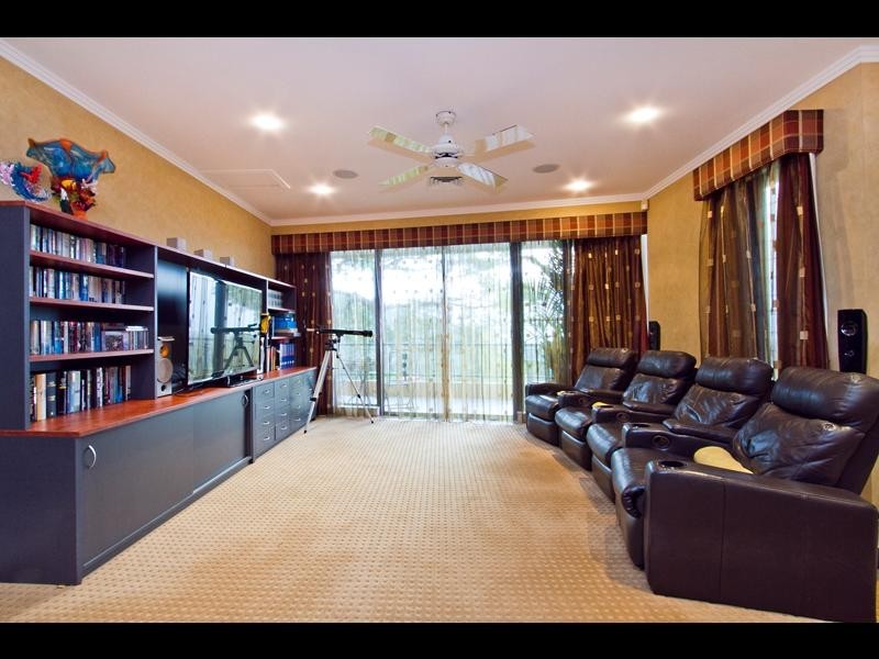 13 Knott Court – Whitfield, Cairns QLD 4870