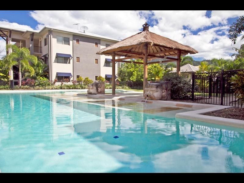 308/2 Centenary Close, Manoora QLD 4870