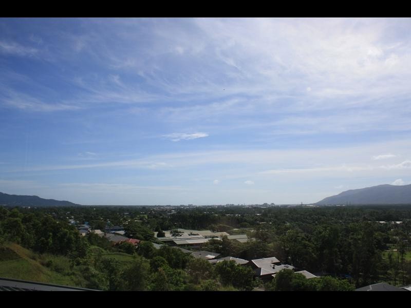 10 Fantail Close, Cairns QLD 4870