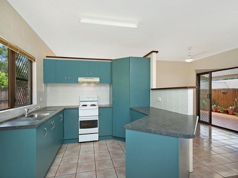 3 Spinos Street, Redlynch QLD 4870