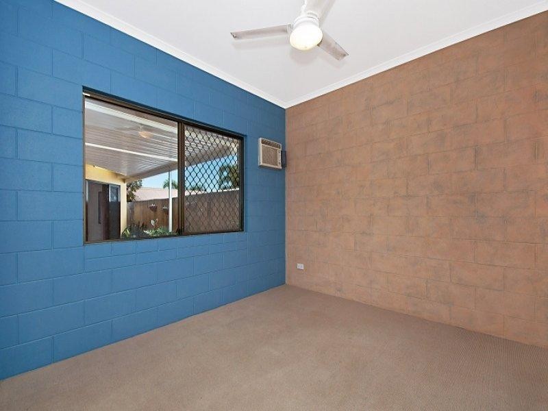 3 Spinos Street, Redlynch QLD 4870