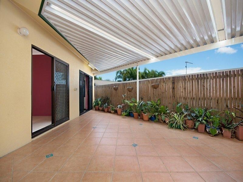 3 Spinos Street, Redlynch QLD 4870