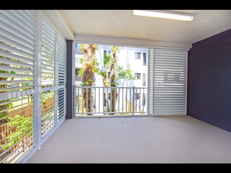 109 Callaghan Street, Mooroobool QLD 4870