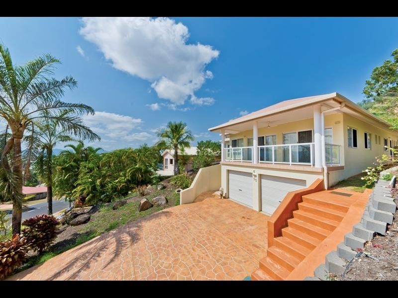 55 Summer Hill Drive, Mooroobool QLD 4870