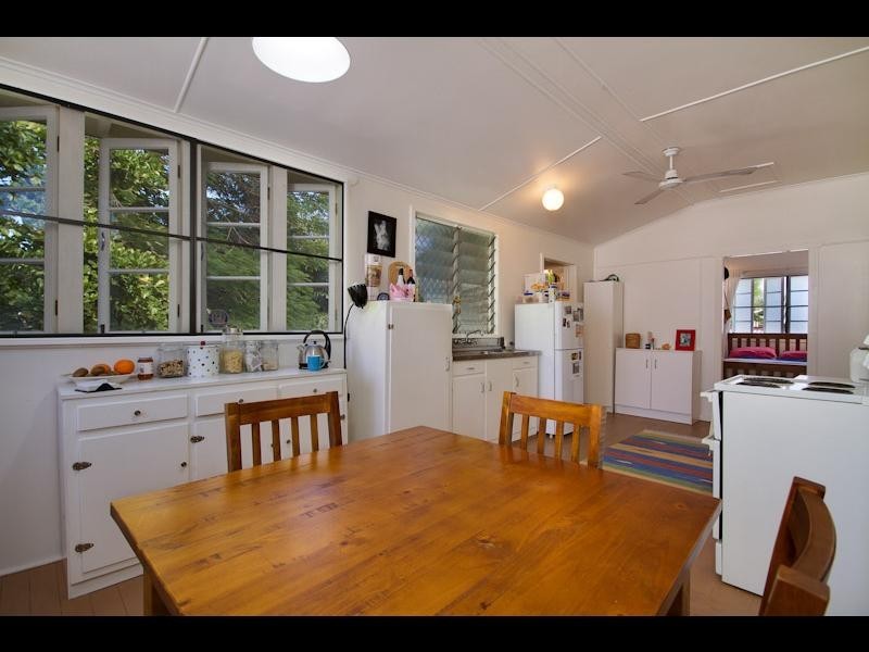 81 Digger Street, Cairns North QLD 4870