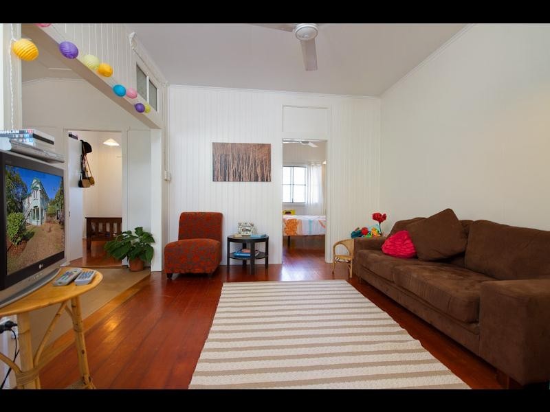 81 Digger Street, Cairns North QLD 4870