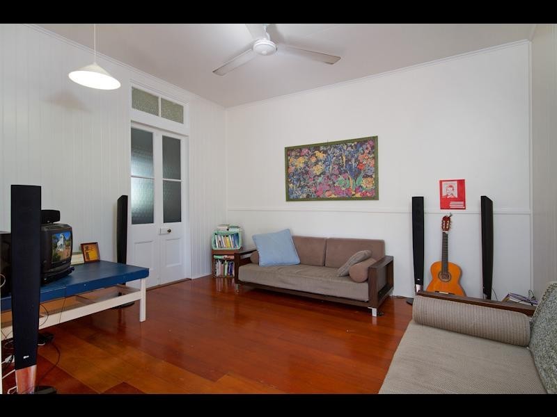 81 Digger Street, Cairns North QLD 4870