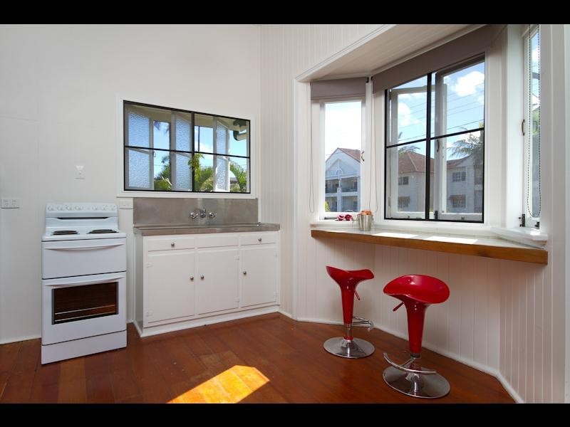 81 Digger Street, Cairns North QLD 4870