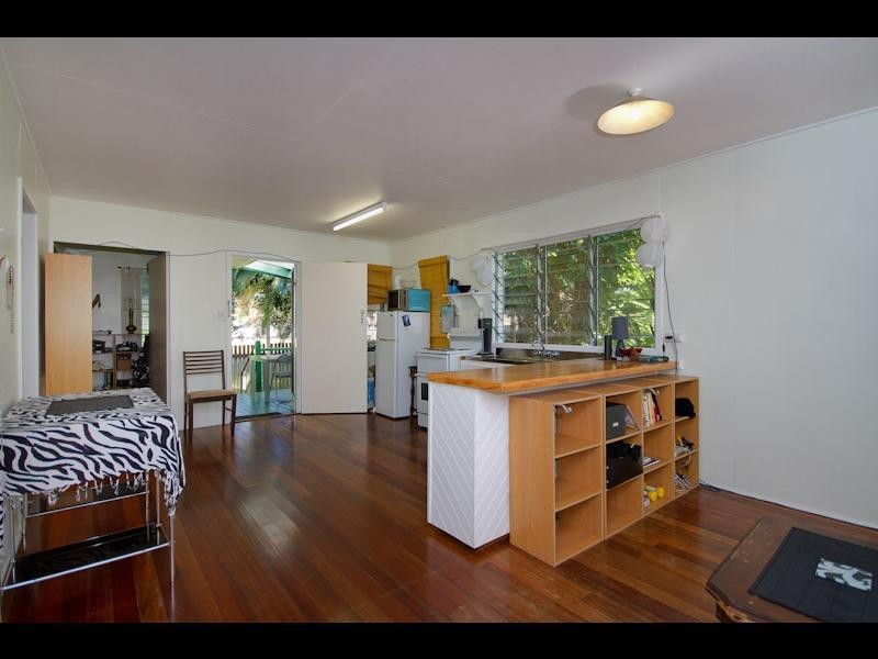 81 Digger Street, Cairns North QLD 4870