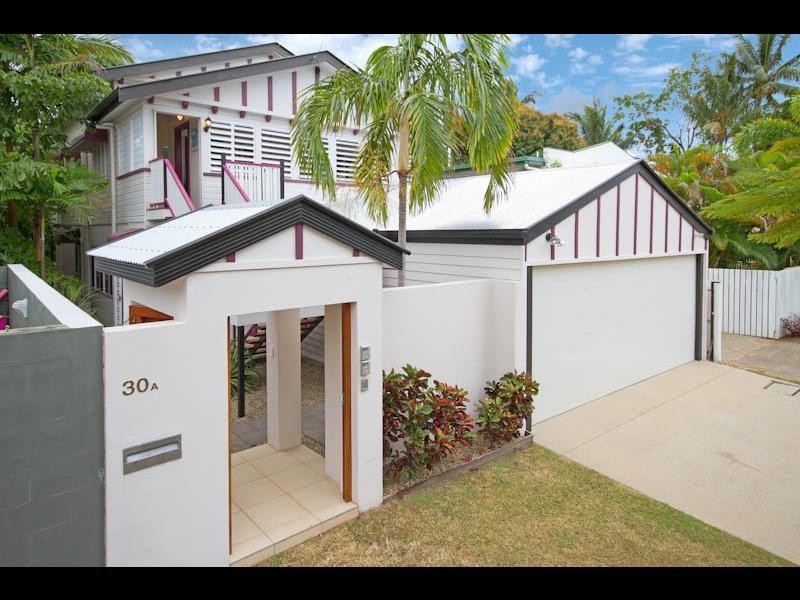 30A Charles Street, Cairns North QLD 4870