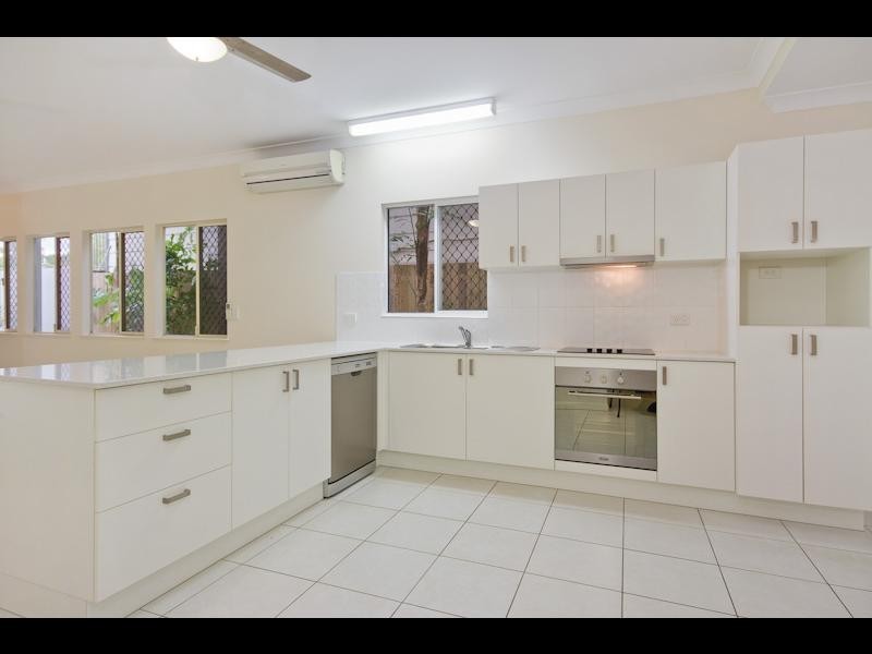 30A Charles Street, Cairns North QLD 4870