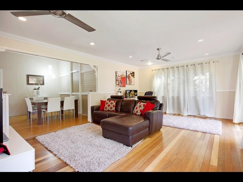 132 Martyn Street, Parramatta Park QLD 4870