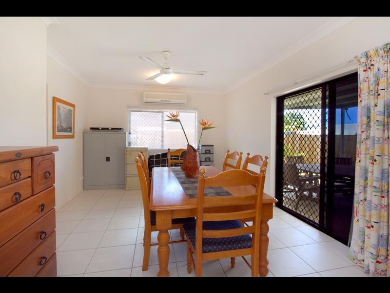 108 Callaghan Street, Mooroobool QLD 4870