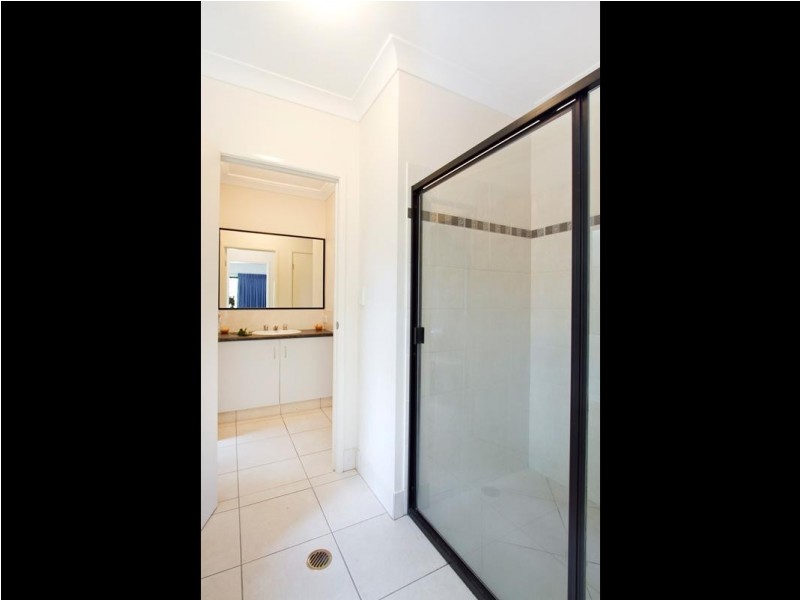 108 Callaghan Street, Mooroobool QLD 4870