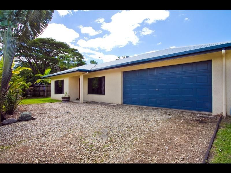 108 Callaghan Street, Mooroobool QLD 4870