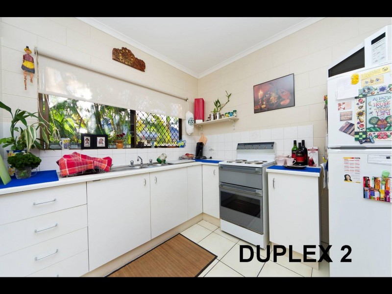 2/2 Briggs Close, Whitfield QLD 4870