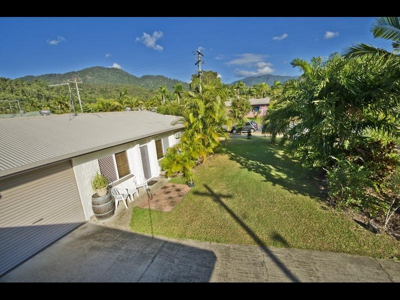 1/5 Marino Street, Whitfield QLD 4870