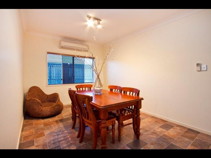 18 Corella Street, Kamerunga QLD 4870