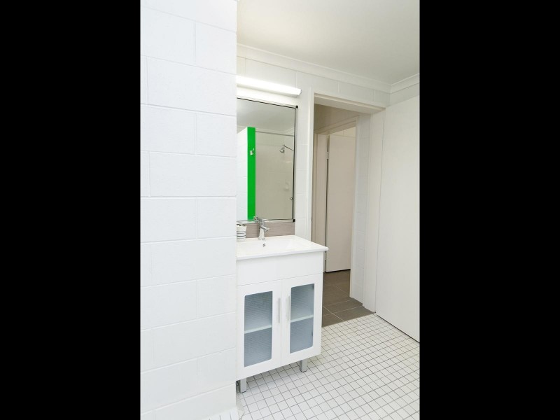 1/8 Kidston Street, Bungalow QLD 4870