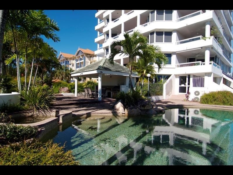 2/279 Esplanade, Cairns QLD 4870