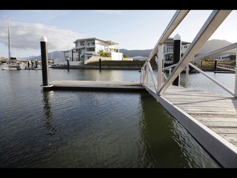 11 Brindabella Quay, Trinity Park QLD 4879