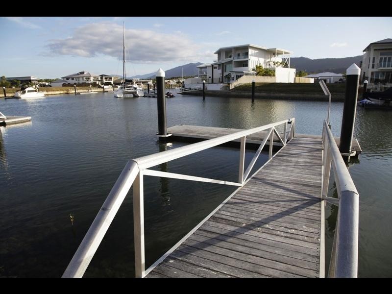 11 Brindabella Quay, Trinity Park QLD 4879