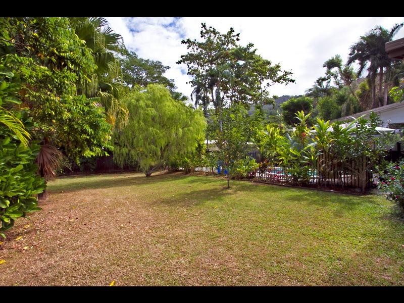 23 Junction Street, Edge Hill QLD 4870