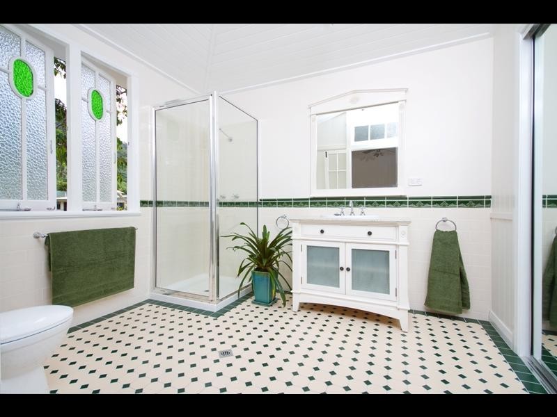 3 Hillside Close, Aeroglen QLD 4870