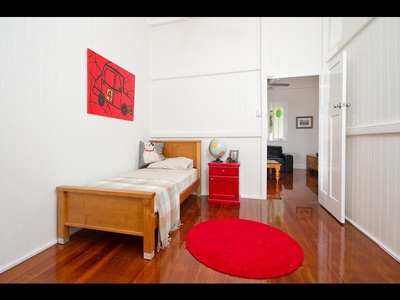 3 Hillside Close, Aeroglen QLD 4870