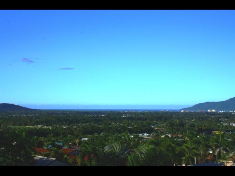 7 Caleb Court, Mooroobool QLD 4870