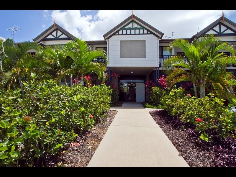 90/2 Fairweather Road, Redlynch QLD 4870
