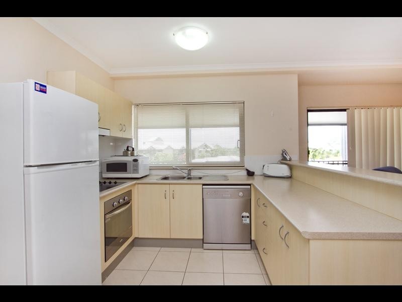 90/2 Fairweather Road, Redlynch QLD 4870