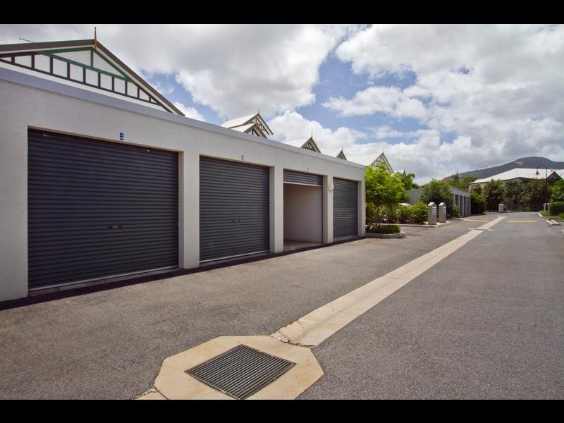 90/2 Fairweather Road, Redlynch QLD 4870