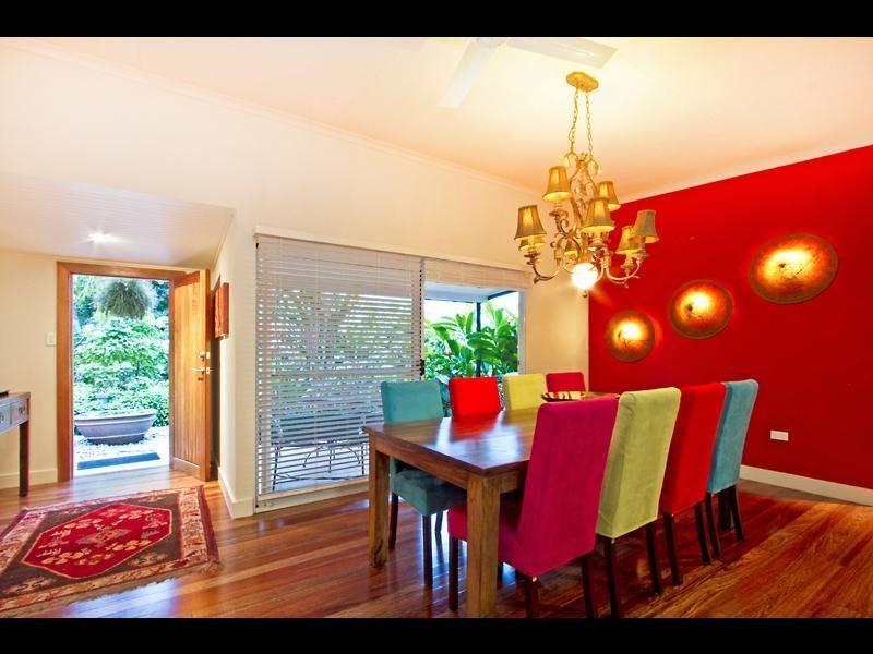 66 Hutchinson Street, Whitfield QLD 4870