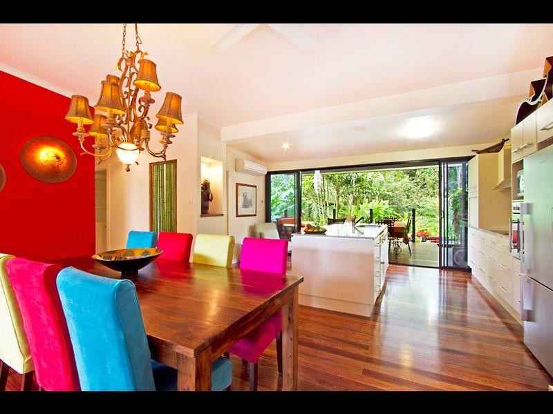 66 Hutchinson Street, Whitfield QLD 4870