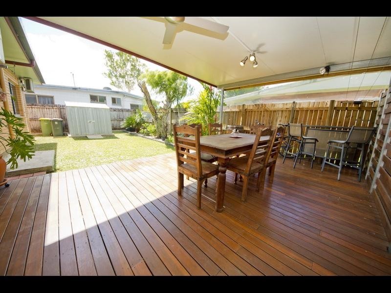 2/82 Birch Street, Manunda QLD 4870