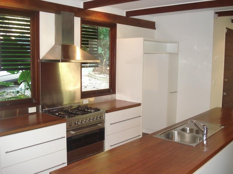 27-29 Bellevue Crescent, Edge Hill QLD 4870