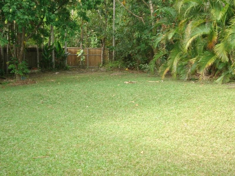 6 Harwood Close, Brinsmead QLD 4870