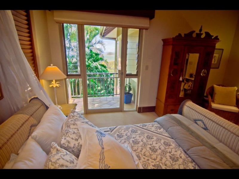 Palm Cove QLD 4879