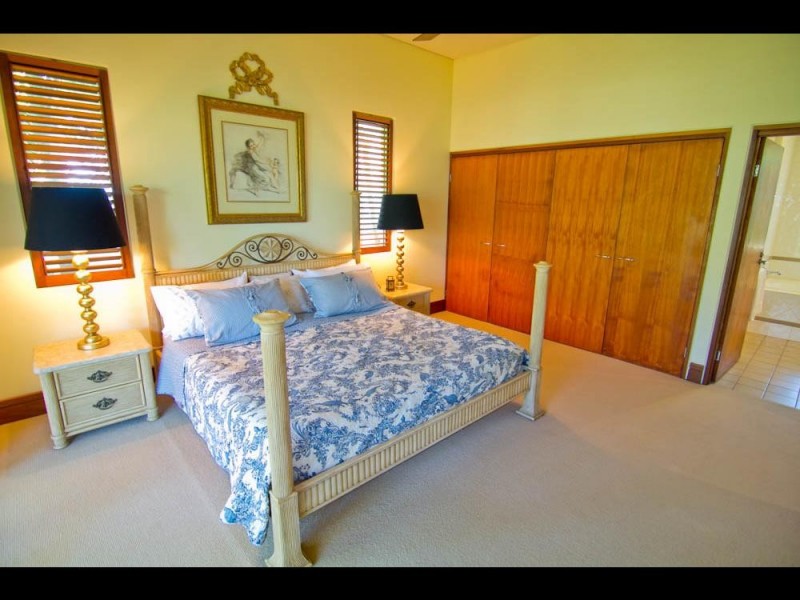 Palm Cove QLD 4879