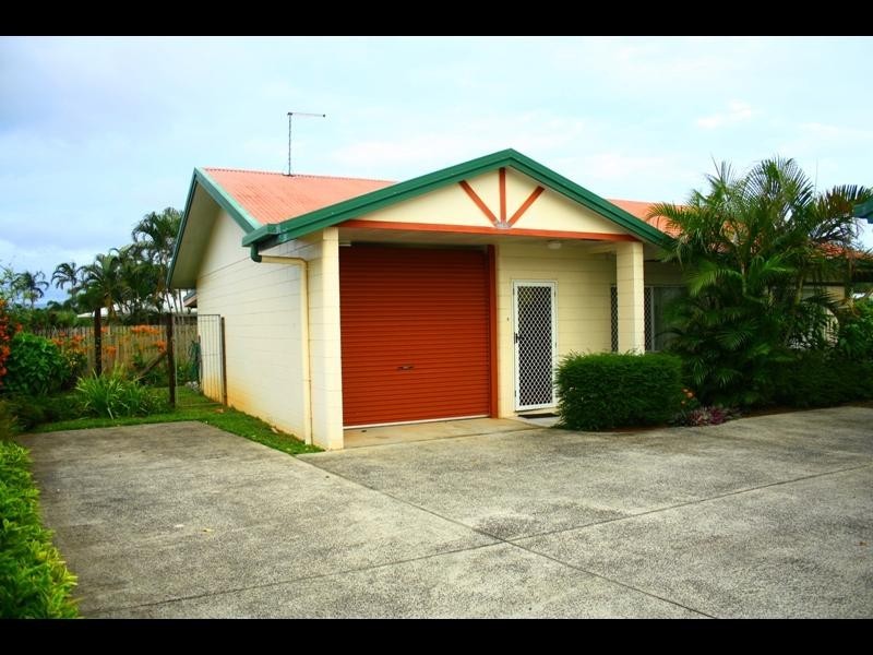 2/8  Cintra Street, Bentley Park QLD 4869