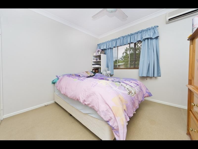 30 Southerden Drive, Mooroobool QLD 4870