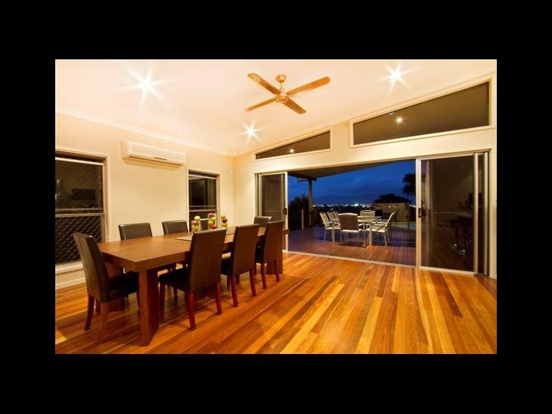 2 Juno Close, Mooroobool QLD 4870